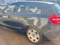 Gebraucht BMW 116 122 PS (89 kW) 2010 Schwarz ii Kleinwagen