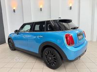 Używany Mini Cooper 136 KM (100 kW) 2018 Niebieski Hatchback
