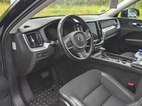 Gebraucht Volvo XC60 Momentum 190 PS (139 kW) 2019 Schwarz SUV