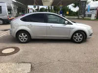 Gebraucht Ford Focus 120 PS (88 kW) 2009 Silber Limousine