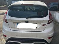 Gebraucht Ford Fiesta ST 182 PS (133 kW) 2017 Weiß Kleinwagen
