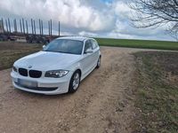 Gebraucht BMW 118 143 PS (105 kW) 2009 Weiß Kleinwagen
