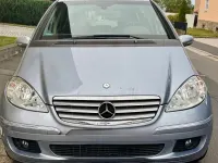 Gebraucht Mercedes A150 Elegance 95 PS (69 kW) 2007 Silber Van / Kleinbus