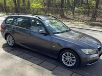 Gebraucht BMW 318 143 PS (105 kW) 2013 Grau Kombi