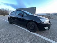 Gebraucht Opel Astra Design Edition 140 PS (102 kW) 2011 Schwarz Limousine
