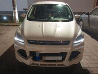 Gebraucht Ford Kuga SYNC Edition 179 PS (131 kW) 2016 Weiß SUV