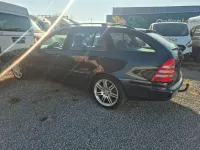 Gebraucht Mercedes C180 143 PS (105 kW) 2004 Schwarz Kombi