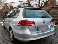 Gebraucht VW Passat 140 PS (102 kW) 2013 Silber Kombi