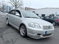 Gebraucht Toyota Avensis 147 PS (108 kW) 2004 Silber Kombi