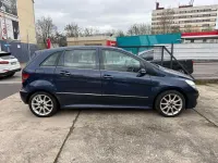 Gebraucht Mercedes B200 136 PS (100 kW) 2008 Blau Van / Kleinbus
