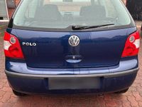 Gebraucht VW Polo 54 PS (39 kW) 2002 Blau Kleinwagen