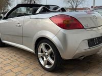 Gebraucht Opel Tigra 125 PS (91 kW) 2005 Silber Cabrio