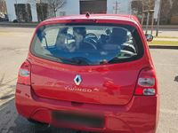 Gebraucht Renault Twingo 58 PS (42 kW) 2010 Rot Kleinwagen