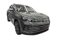 Gebraucht VW Tiguan Elegance 204 PS (150 kW) 2025 Cipressinogrün metallic SUV