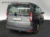 Używany VW Caddy Basis 122 KM (89 kW) 2022 Szary Minivan