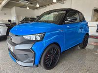 Nouă Ligier JS50 2025 Albastru Hatchback