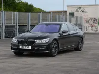Gebraucht BMW 750 449 PS (330 kW) 2016 Schwarz Limousine