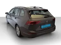 Gebraucht VW Golf VIII Life 150 PS (110 kW) 2023 Delfingrau metallic Kombi