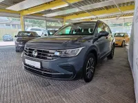 Gebraucht VW Tiguan Life 150 PS (110 kW) 2022 Grau SUV