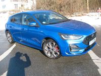 Gebraucht Ford Focus ST-Line 125 PS (91 kW) 2023 Blau Limousine