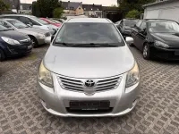 Gebraucht Toyota Avensis Executive 177 PS (130 kW) 2009 Silver metallic Kombi
