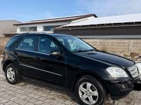 Gebraucht Mercedes ML350 231 PS (169 kW) 2010 Schwarz SUV