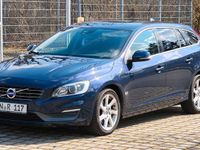 Gebraucht Volvo V60 181 PS (133 kW) 2014 Blau Kombi