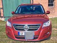 Gebraucht VW Tiguan 140 PS (102 kW) 2010 Rot SUV