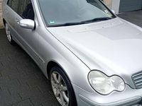 Gebraucht Mercedes C240 Elegance 170 PS (125 kW) 2005 Grau Limousine