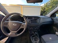 Gebraucht Hyundai i20 Active 101 PS (74 kW) 2020 Grau Kleinwagen