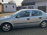 Gebraucht Opel Astra 75 PS (55 kW) 1999 Silber Limousine