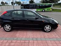 Gebraucht Ford Focus 116 PS (85 kW) 2000 Schwarz Kleinwagen