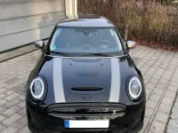 Gebraucht Mini Cooper SE 135 kW (184 PS) 2023 Schwarz Kleinwagen