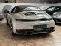 Gebraucht Porsche 911 Carrera Cabriolet 394 PS (289 kW) 2024 Grau Cabrio
