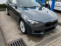 gebraucht BMW 116 i grau