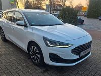 Gebraucht Ford Focus Titanium 116 PS (85 kW) 2024 Weiß Limousine