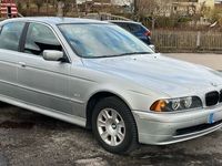 gebraucht BMW 520 i -wenig km-