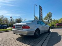 Gebraucht Mercedes CLK230 197 PS (144 kW) 2002 Grau Coupé