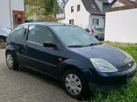 Usata Ford Fiesta 77 CV (56 kW) 2003 Blu Utilitaria