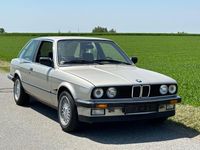 Gebraucht BMW 325 122 PS (89 kW) 1986 Beige Coupé