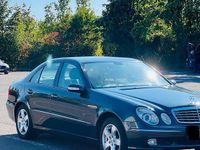 Gebraucht Mercedes E320 Elegance 224 PS (164 kW) 2003 Blau Limousine