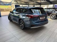 Neu Ford Focus Active X 155 PS (114 kW) 2026 Chromablau metallic Kombi
