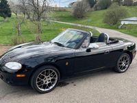 Second-hand Mazda MX5 110 CP (80 kW) 2004 Negru Cabrio