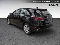 Second-hand Kia Ceed Vision 140 CP (102 kW) 2025 Negru Hatchback