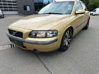 Gebraucht Volvo S60 163 PS (119 kW) 2002 Gold Limousine