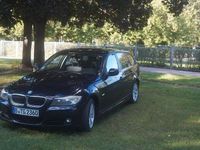 Gebraucht BMW 318 143 PS (105 kW) 2010 Blau Kombi