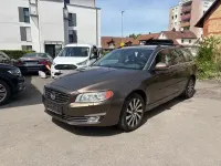Gebraucht Volvo V70 Summum 181 PS (133 kW) 2014 Braun Kombi