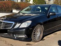 Gebraucht Mercedes E300 Avantgarde 204 PS (150 kW) 2012 Schwarz Limousine