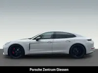 Neu Porsche Panamera GTS 500 PS (367 kW) 2026 Weiss Kleinwagen