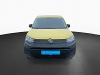 Używany VW Caddy 114 KM (83 kW) 2023 Żółty Minivan